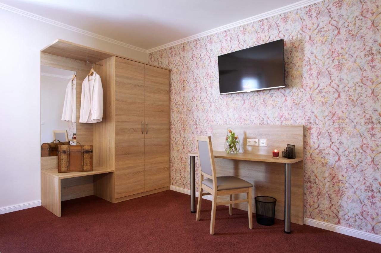 Pension Kalinde Weinboehla Екстер'єр фото