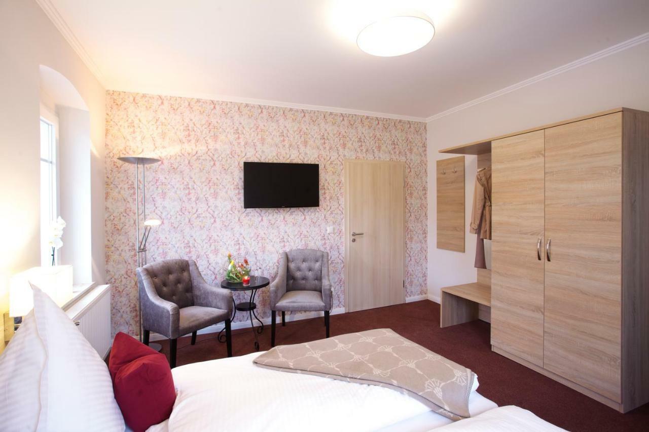 Pension Kalinde Weinboehla Екстер'єр фото