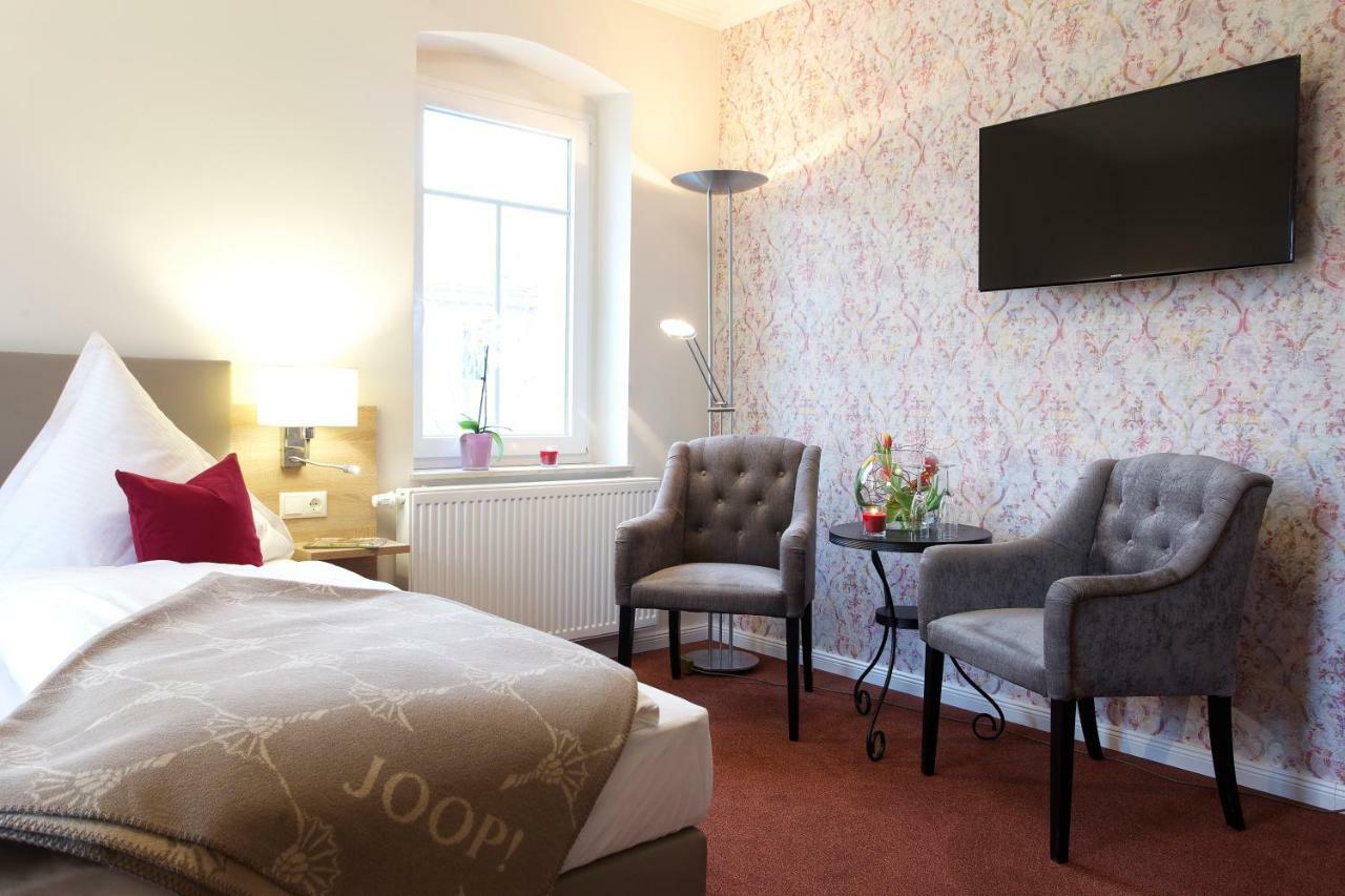 Pension Kalinde Weinboehla Екстер'єр фото
