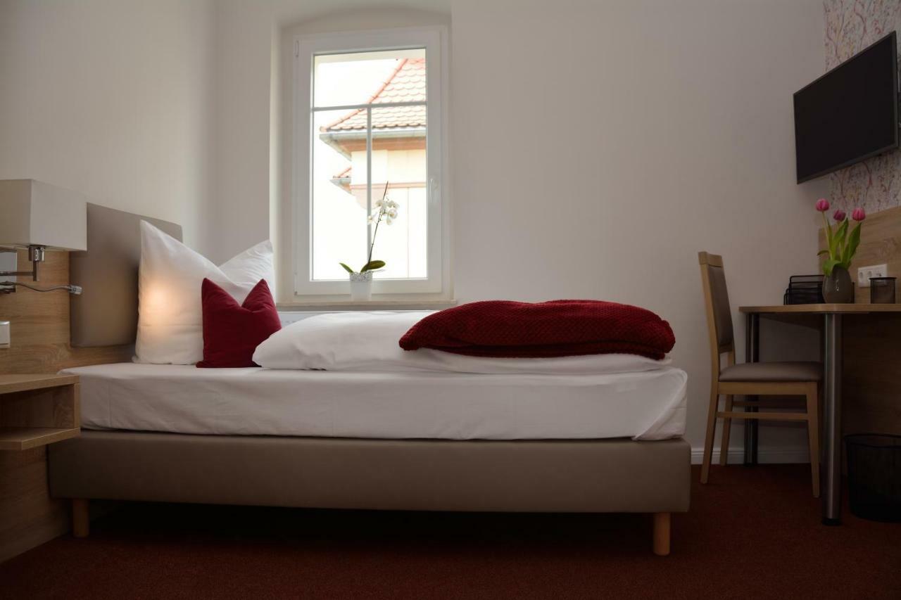 Pension Kalinde Weinboehla Екстер'єр фото