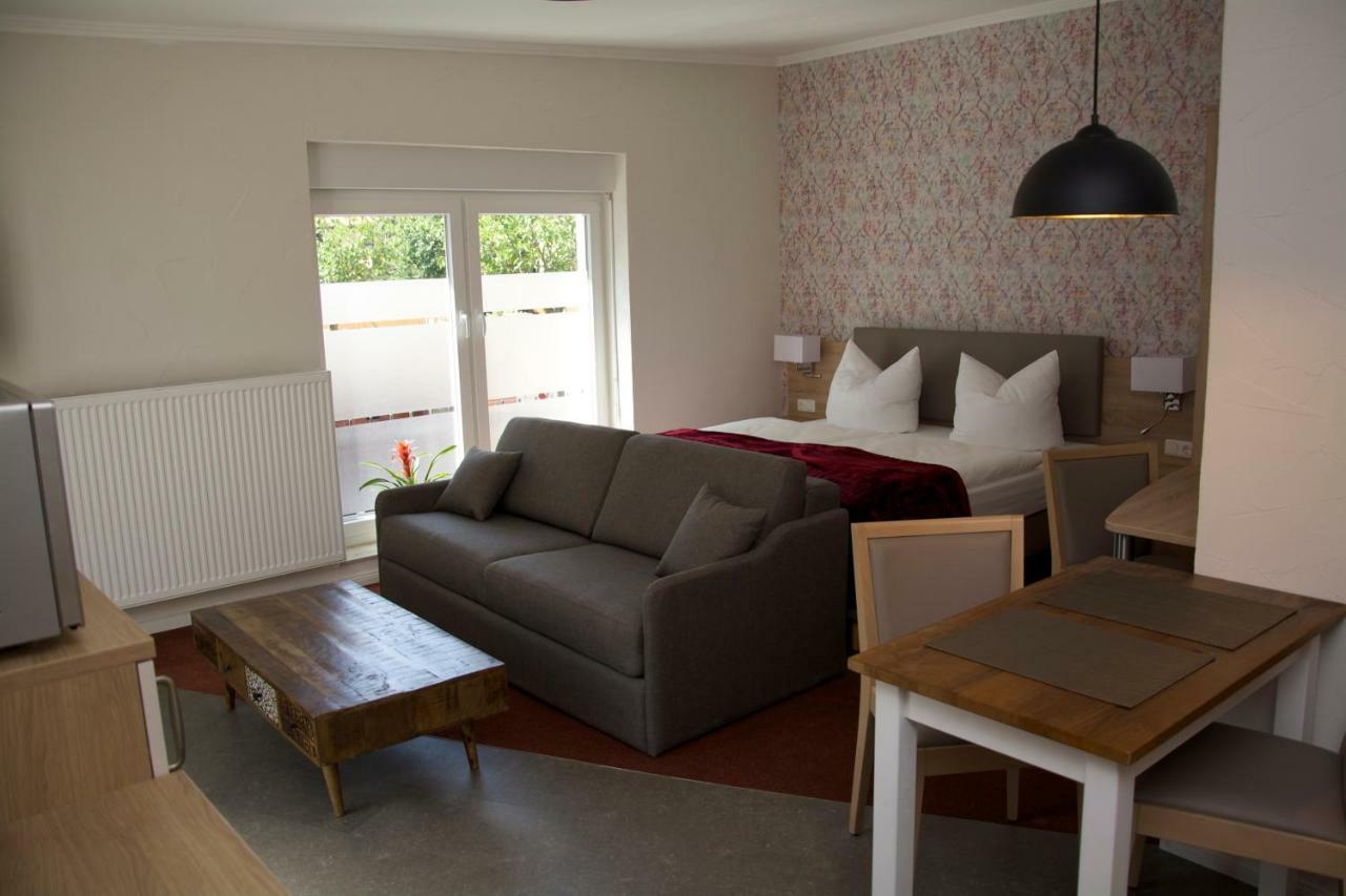 Pension Kalinde Weinboehla Екстер'єр фото